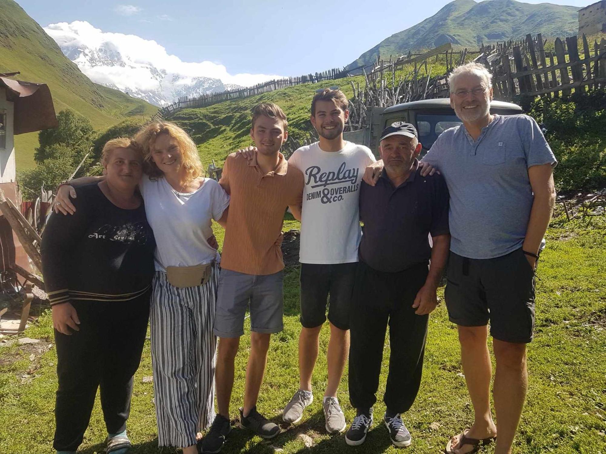 Bori'S Guesthouse Ushguli Dış mekan fotoğraf